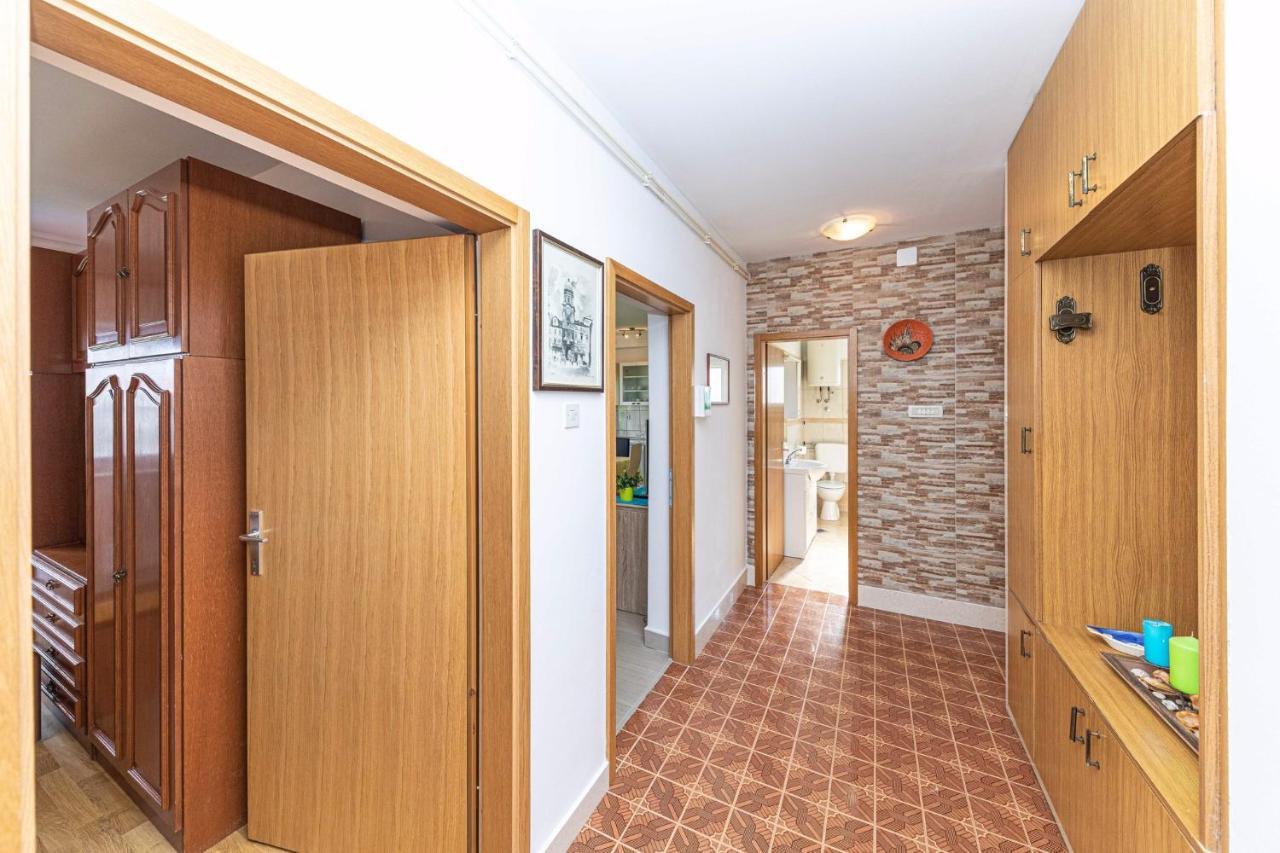 Apartment In Trogir 7406 Esterno foto